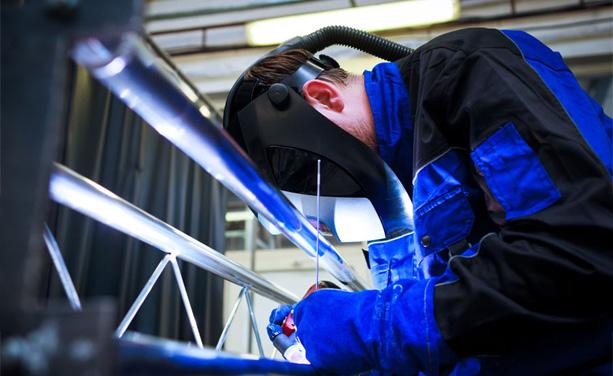 鋁壓鑄件出現拉傷的原因以及修復的辦法